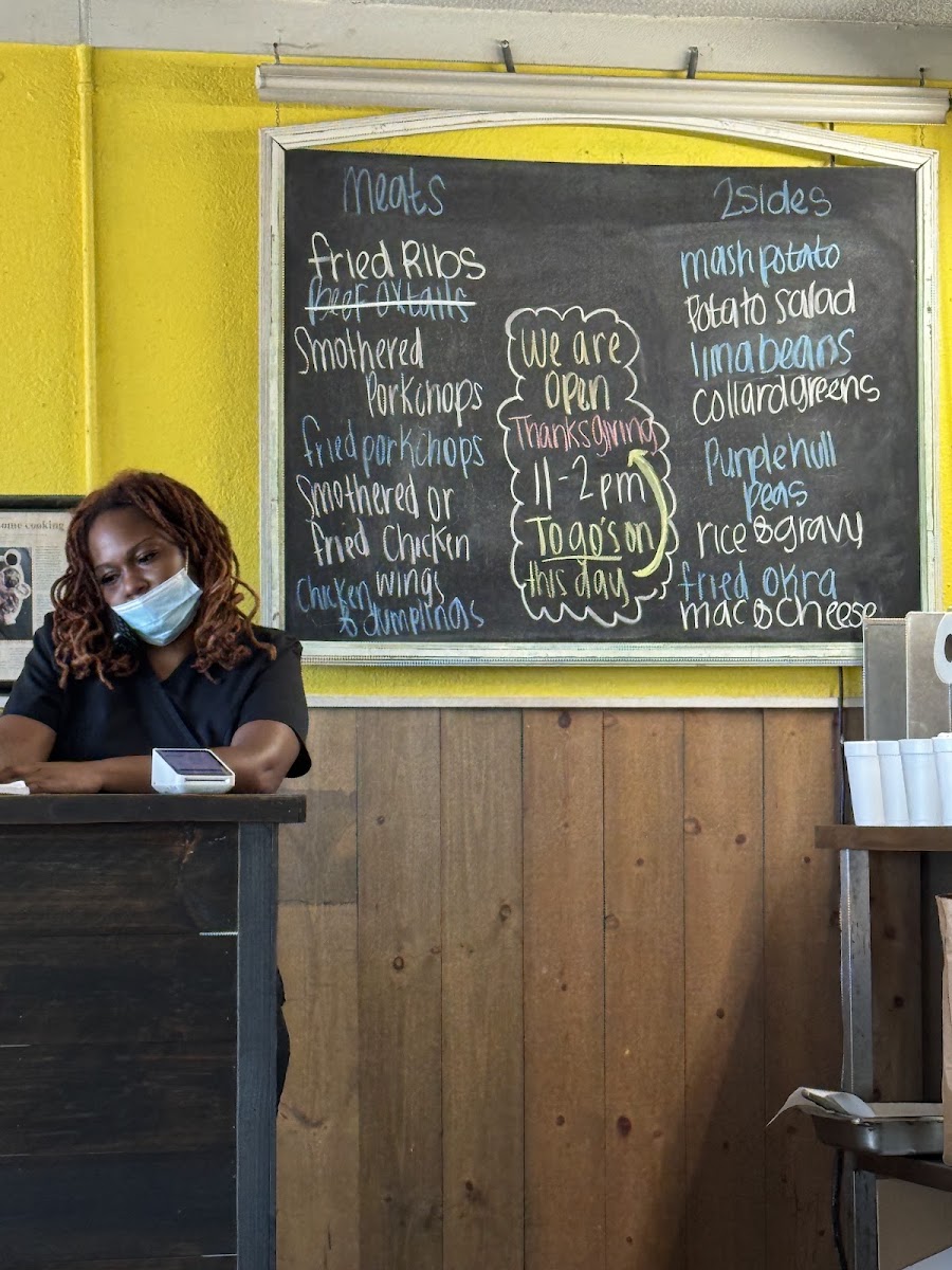 Nana J's Soulful Kitchen photo 8